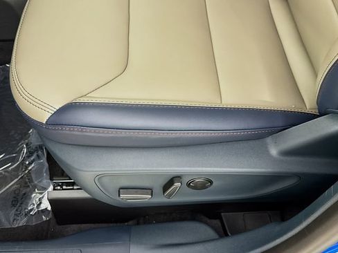 New 2026 Ford Maverick Lariat w/ 4K Tow Package image 20