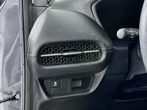 Certified 2024 Honda HR-V EX-L image 10