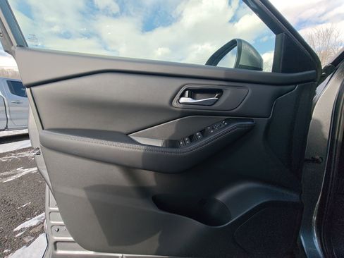 Used 2026 Nissan Rogue SV w/ Cold Weather Package image 21