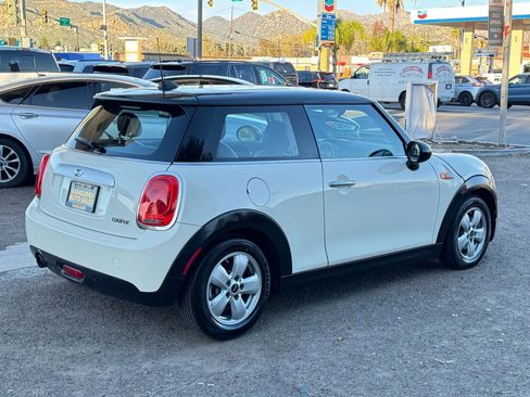 Used 2015 MINI Cooper 2-Door Hardtop FWD image 39