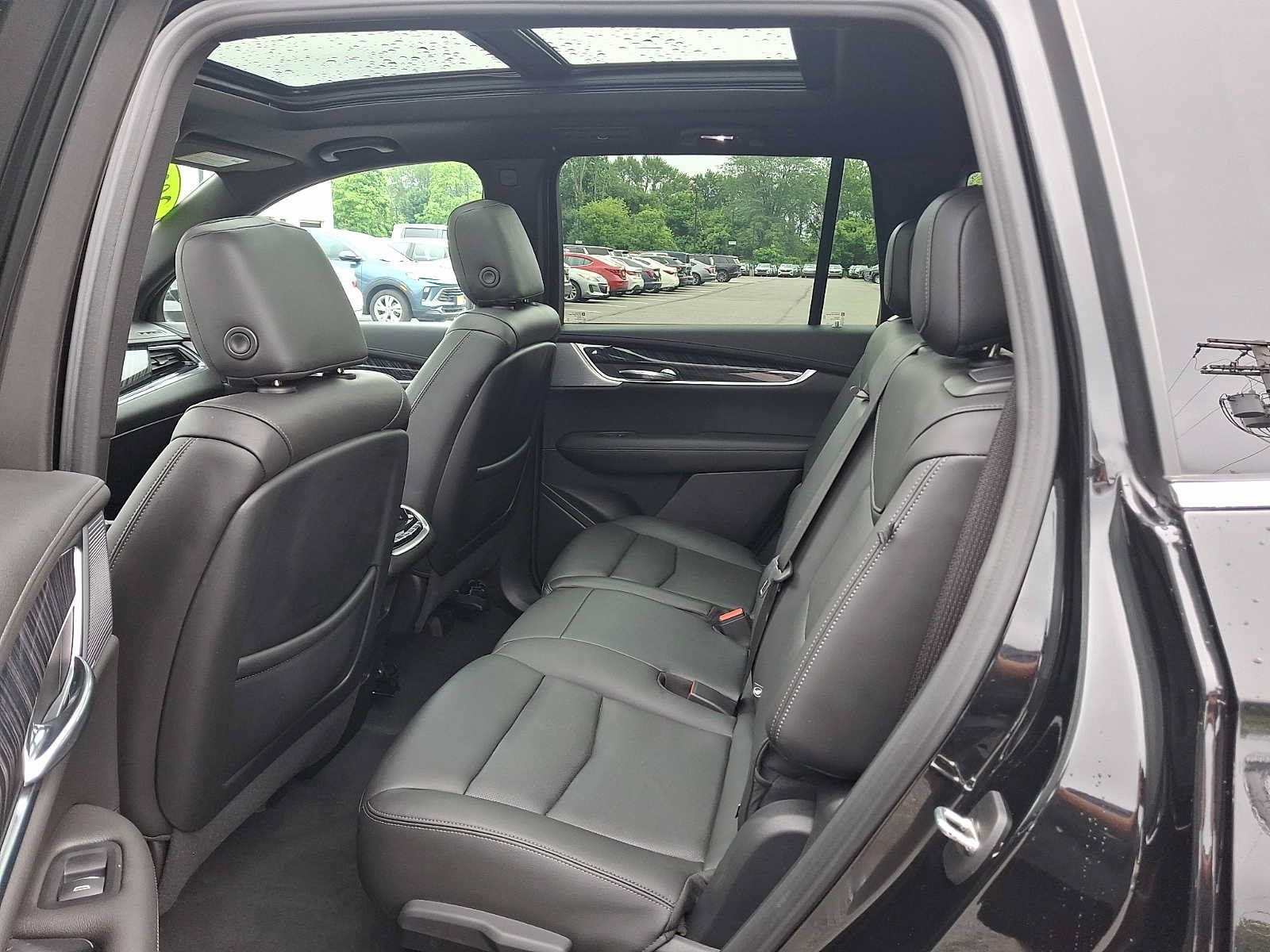 Certified 2024 Cadillac XT6 Premium Luxury AWD/4WD image 23