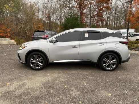 Used 2019 Nissan Murano Platinum image 9