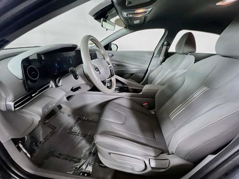 Certified 2023 Hyundai Elantra SEL w/ Convenience Package FWD image 22