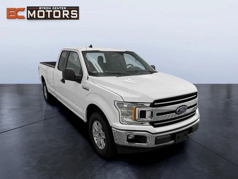 Used 2020 Ford F150 XLT w/ Max Trailer Tow Package image 7