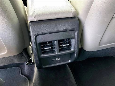 Used 2023 Cadillac XT4 Luxury FWD image 24