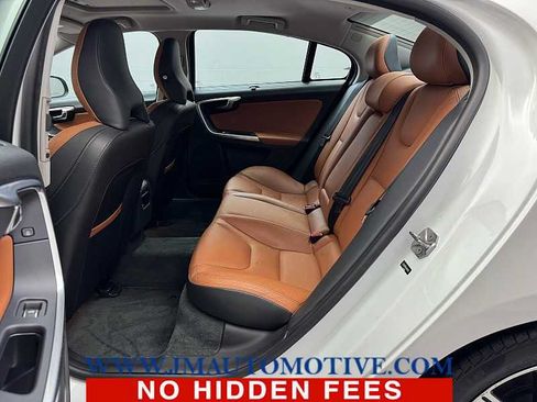 Used 2018 Volvo S60 T5 Inscription Platinum AWD/4WD image 15