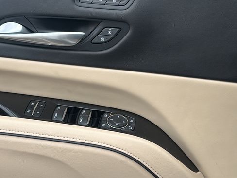 Used 2021 Cadillac Escalade Premium Luxury w/ LPO, Radiant Package image 17