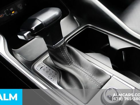 Used 2024 Kia Sorento S image 35