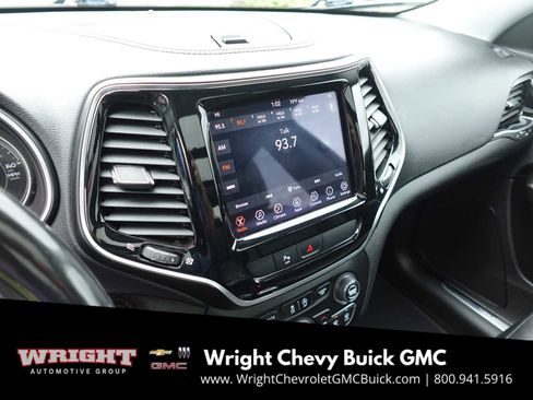 Used 2020 Jeep Cherokee Limited image 18