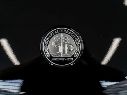 New 2025 Mercedes-Benz GLC 63 AMG S image 5