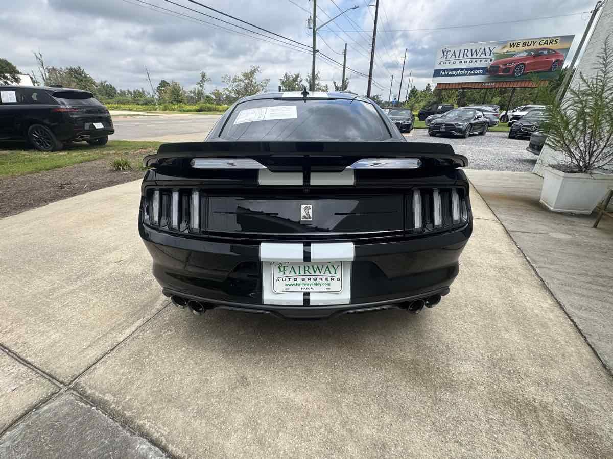 Used 2020 Ford Mustang Shelby GT350 w/ Technology Package RWD image 6