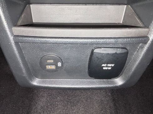 Used 2022 Ford Edge Titanium w/ Equipment Group 301A image 18