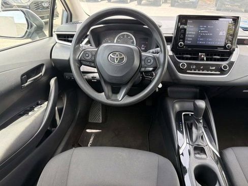 Used 2022 Toyota Corolla LE FWD image 21