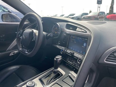 Used 2018 Chevrolet Corvette Stingray Coupe w/ 2LT Preferred Equipment Group image 25