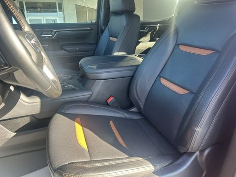 Used 2026 GMC Sierra 1500 AT4 w/ AT4 Premium Package AWD/4WD image 19