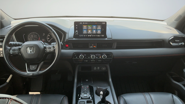 Used 2025 Honda Pilot TrailSport image 9