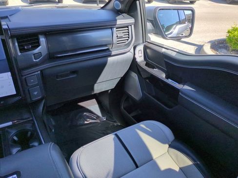 Used 2023 Ford F150 Lightning Platinum image 15