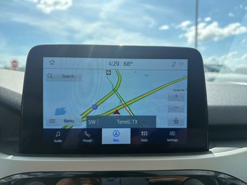 Used 2021 Ford Escape SEL w/ Technology Package image 21