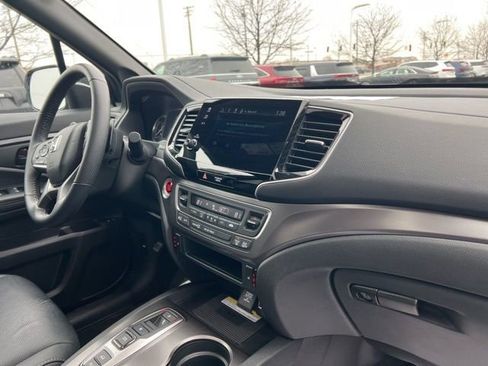 Used 2023 Honda Passport EX-L image 37