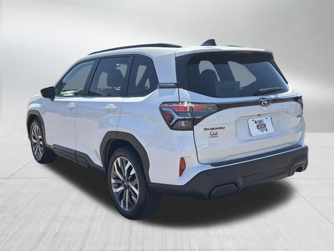 Used 2026 Subaru Forester Touring AWD/4WD image 5