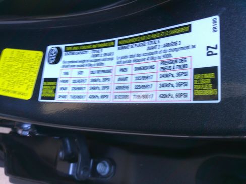 Used 2022 Toyota RAV4 XLE image 36