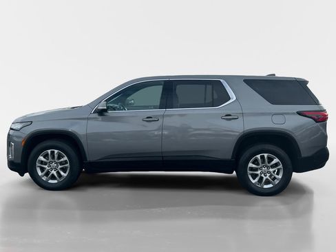Used 2023 Chevrolet Traverse LS w/ Safety Package image 2