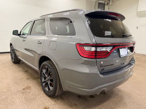 Used 2022 Dodge Durango GT image 3