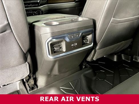 Used 2026 Chevrolet Silverado 1500 High Country w/ Technology Package AWD/4WD image 10