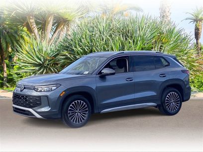 New 2025 Volkswagen Tiguan S