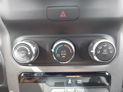 Certified 2024 RAM 1500 Lone Star RWD image 17
