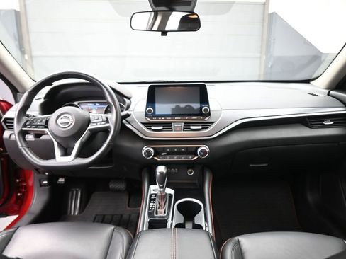 Used 2023 Nissan Altima 2.5 SR FWD image 24