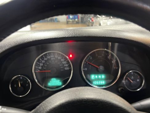 Used 2014 Jeep Wrangler Unlimited Sport w/ Power Convenience Group AWD/4WD image 5