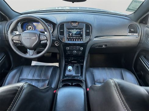 Used 2023 Chrysler 300 S image 17