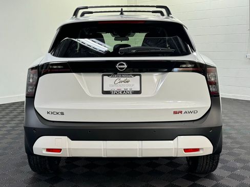 New 2026 Nissan Kicks SR w/ SR Premium Package AWD/4WD image 6