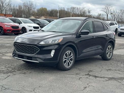 Used 2020 Ford Escape SEL image 7