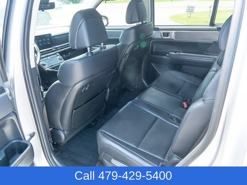 Used 2024 Hyundai Santa Fe SEL FWD image 30