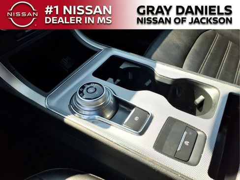 Used 2021 Ford Edge SEL FWD image 19
