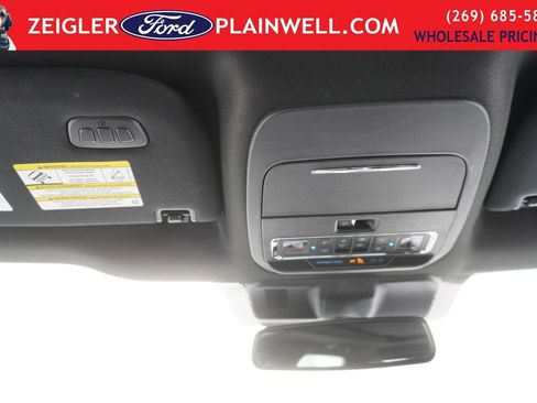 Used 2025 Ford F450 Platinum image 34