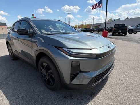 New 2026 Toyota C-HR image 8