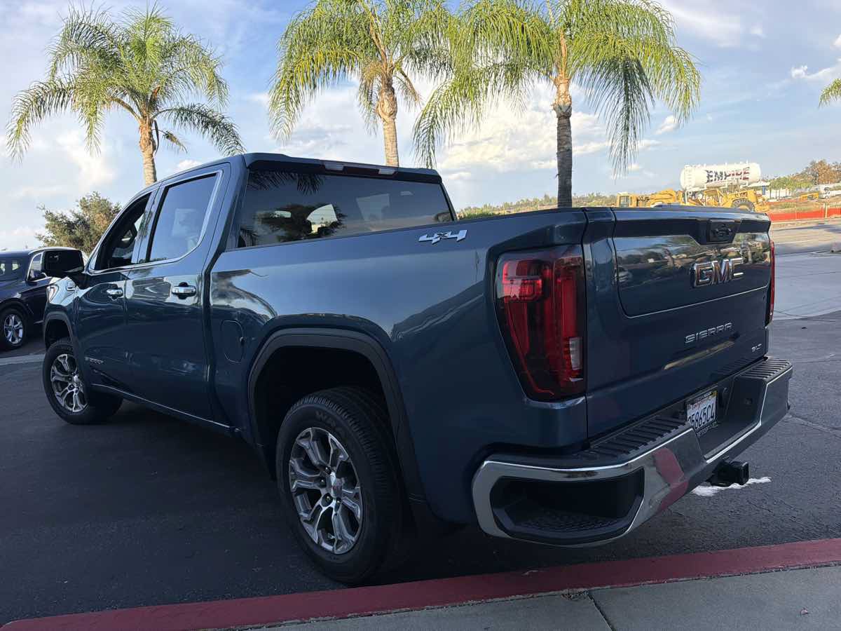 Used 2024 GMC Sierra 1500 SLT AWD/4WD image 7