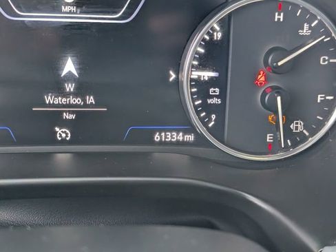 Used 2024 Buick Enclave Premium AWD/4WD image 18