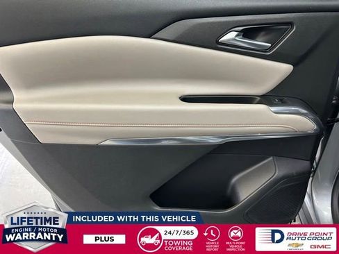 Used 2025 Chevrolet Traverse LT FWD image 22