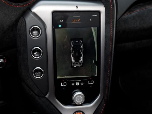 Used 2026 McLaren 750S Spider RWD image 36