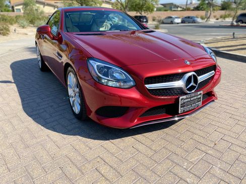 Used 2018 Mercedes-Benz SLC 300 image 8