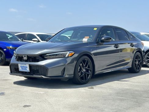 Used 2026 Honda Civic Sport image 3
