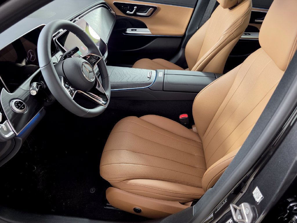 New 2027 Mercedes-Benz E 450 4MATIC Sedan image 6