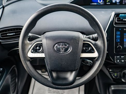 Used 2016 Toyota Prius Two image 15
