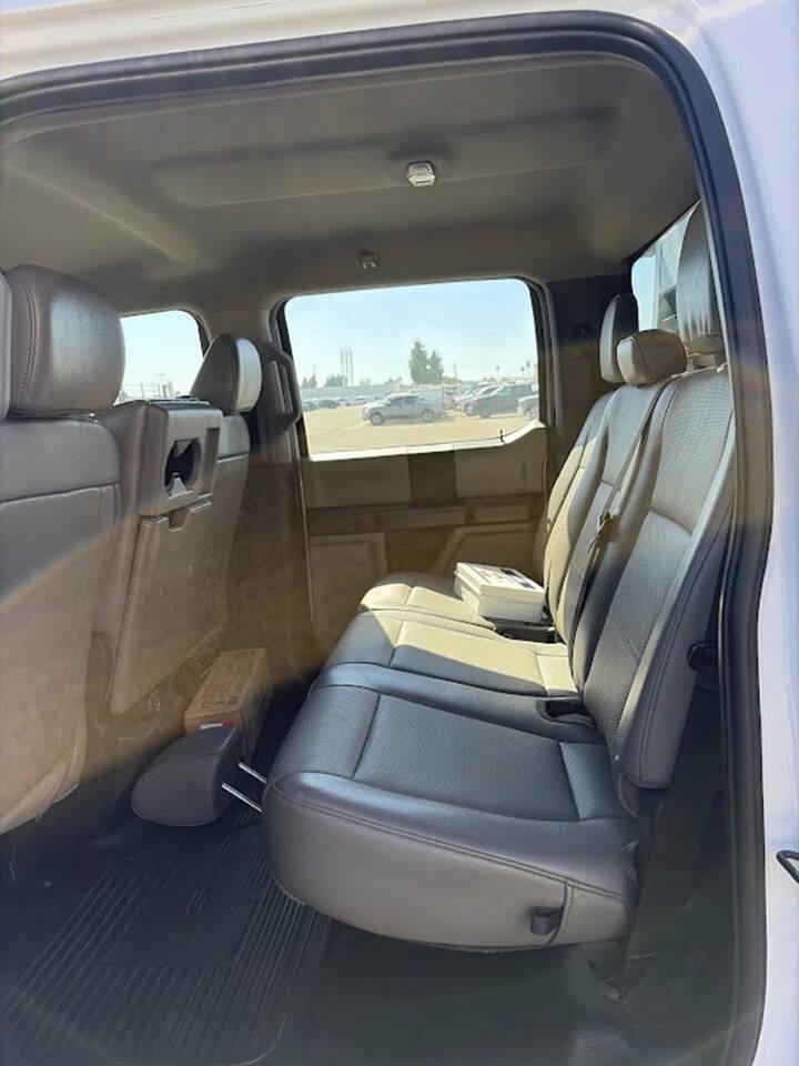 Used 2022 Ford F550 4x4 Crew Cab Super Duty w/ Power Equipment Group image 12