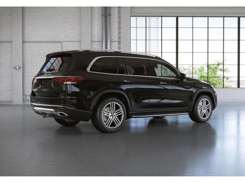 Certified 2022 Mercedes-Benz GLS 450 4MATIC image 21