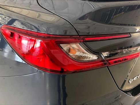 Used 2026 Toyota Camry LE w/ Convenience Package FWD image 25